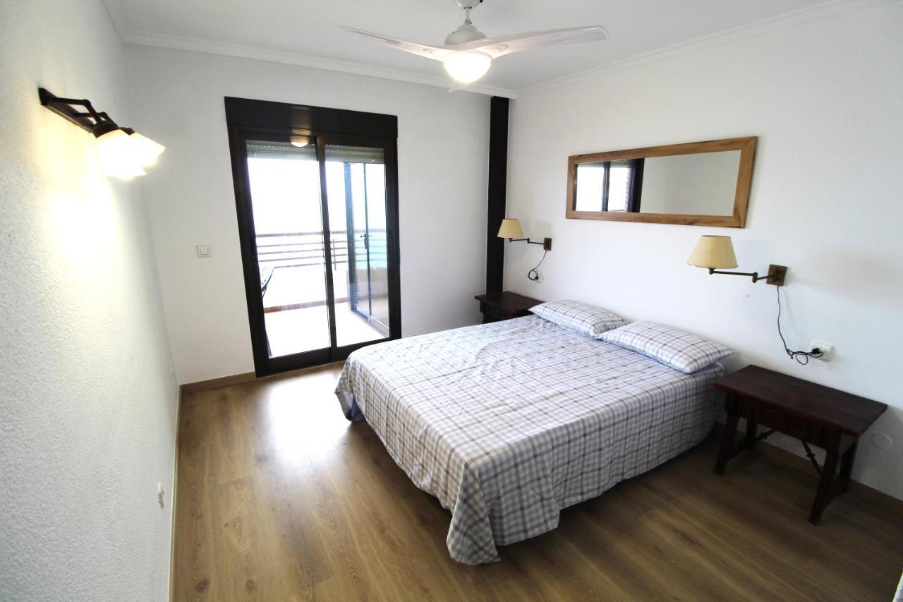 Very Lightful Apartment. Incredible Sea Views. Big Terrace, Swimming Pool. Ac. Very Close To Alicante City Center. Екстер'єр фото