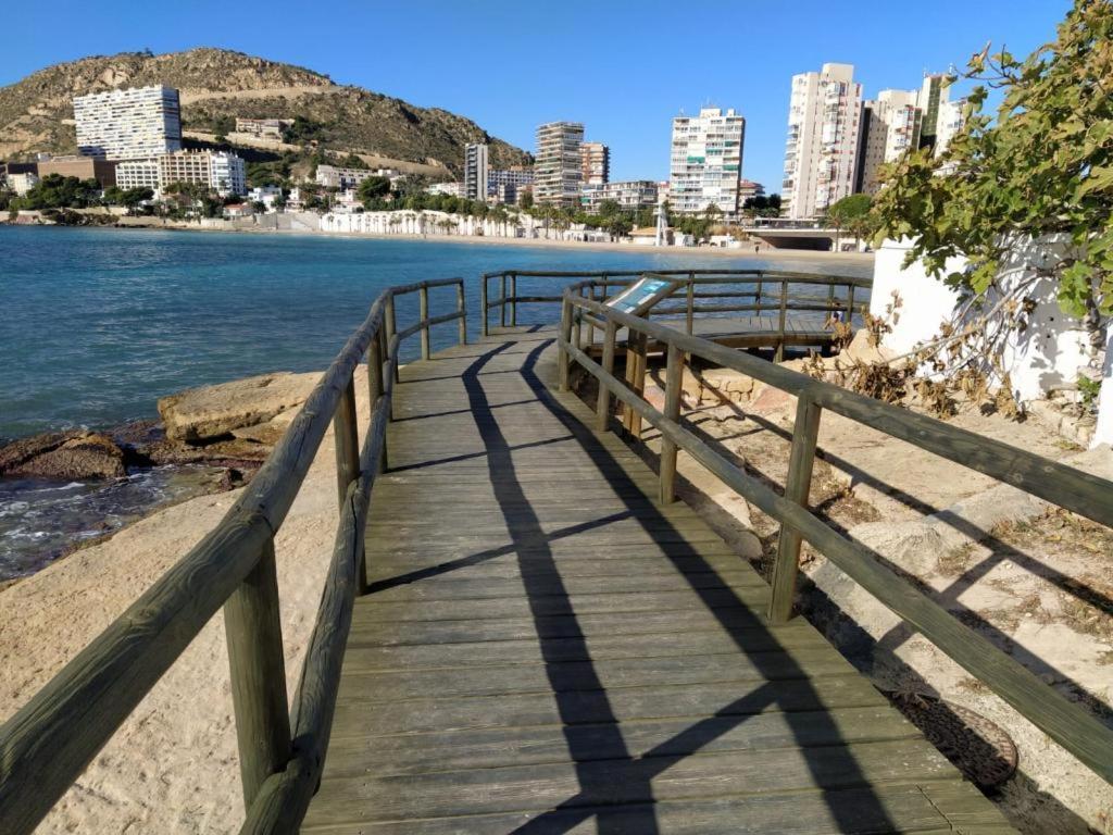 Very Lightful Apartment. Incredible Sea Views. Big Terrace, Swimming Pool. Ac. Very Close To Alicante City Center. Екстер'єр фото